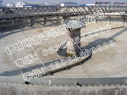 周邊傳動(dòng)刮泥機(jī)圖片