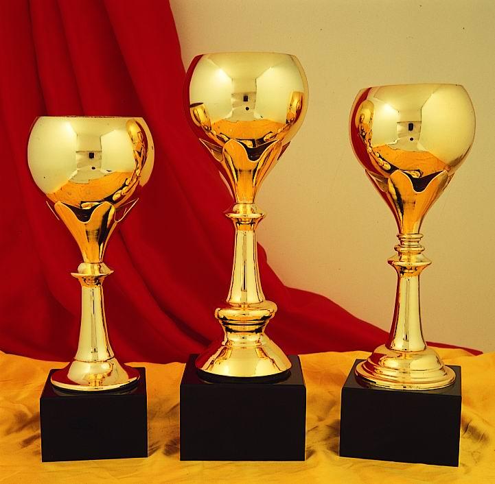 供應(yīng)青島金屬獎杯，廠家批發(fā)獎杯，現(xiàn)貨供應(yīng)