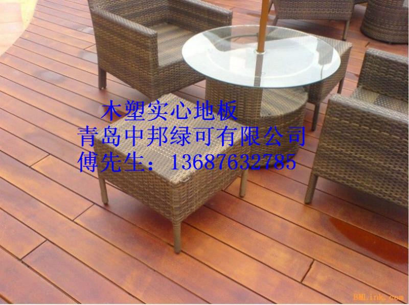 供應(yīng)青島市黃島區(qū)木塑實(shí)芯地板特點(diǎn)