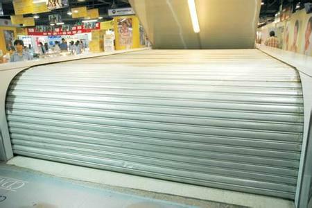 供應(yīng)側(cè)向防火卷簾門價(jià)格，側(cè)向防火卷簾門廠家，側(cè)向防火卷簾門報(bào)價(jià)