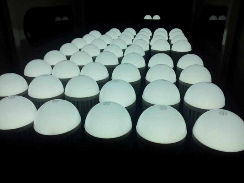 供應(yīng)中司郎LED球泡