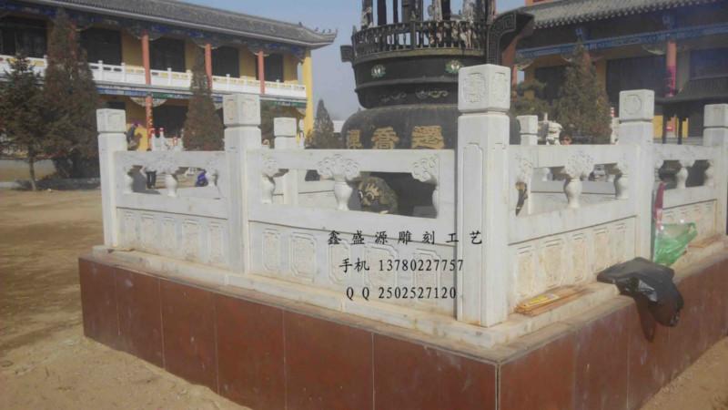 供應(yīng)伊春漢白玉欄桿
