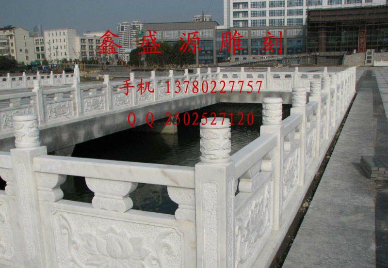 供應(yīng)內(nèi)蒙漢白玉護(hù)欄銷售
