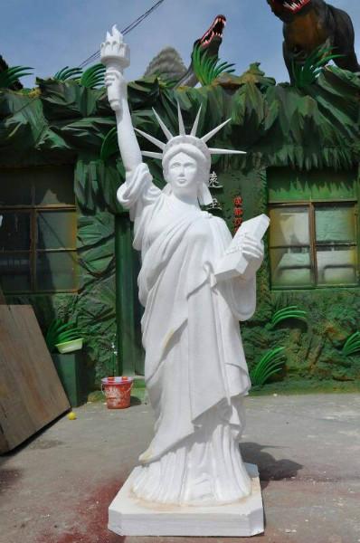 供應(yīng)纖維雕塑人像