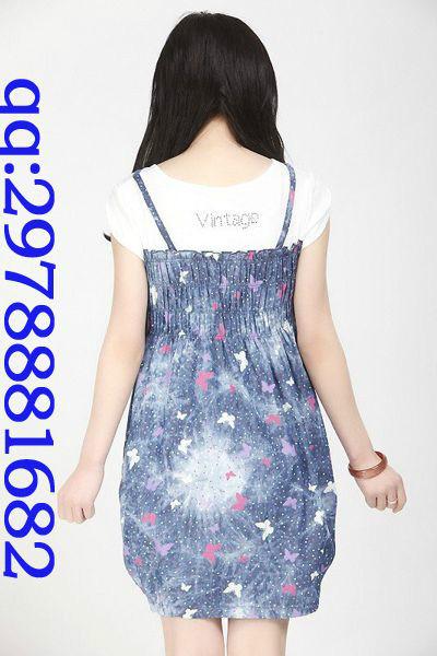 便宜的裙子批發(fā)圖片