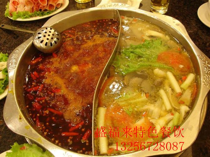 黃燜雞醬料培訓(xùn)加盟 黃燜雞培訓(xùn) 黃燜雞加盟 黃燜雞醬料培訓(xùn)學(xué)校