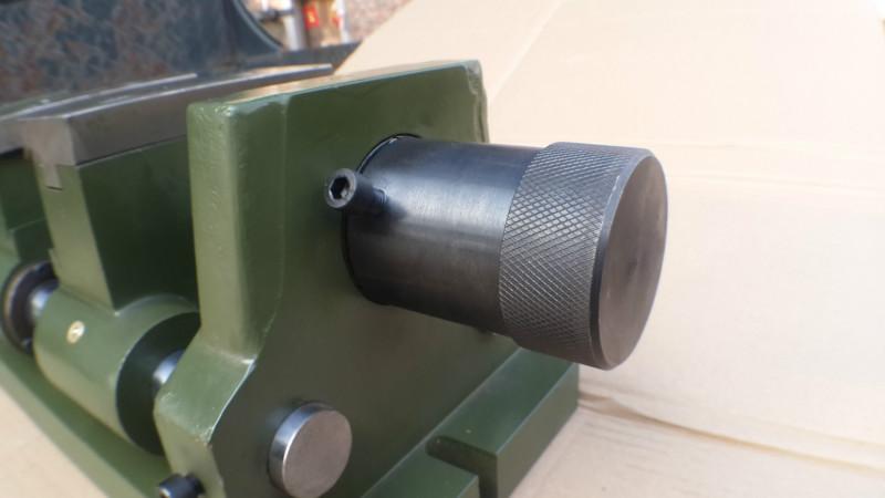 供應(yīng)氣動(dòng)虎鉗HQ-138