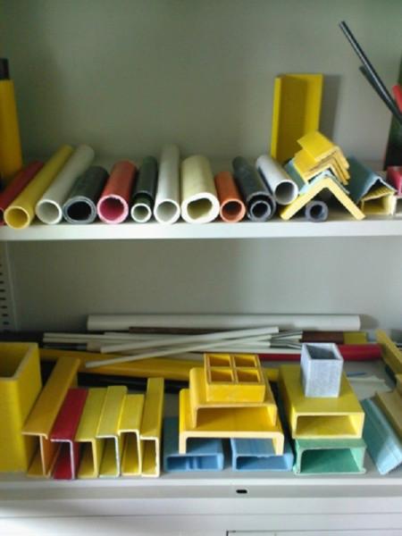 供應(yīng)優(yōu)質(zhì)玻璃鋼拉擠型材