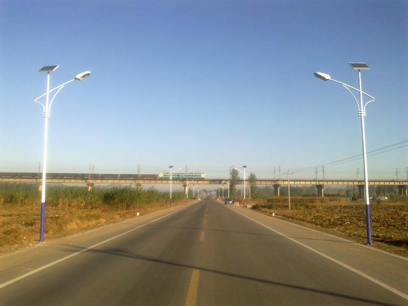 供應哈爾濱太陽能風景區(qū)路燈