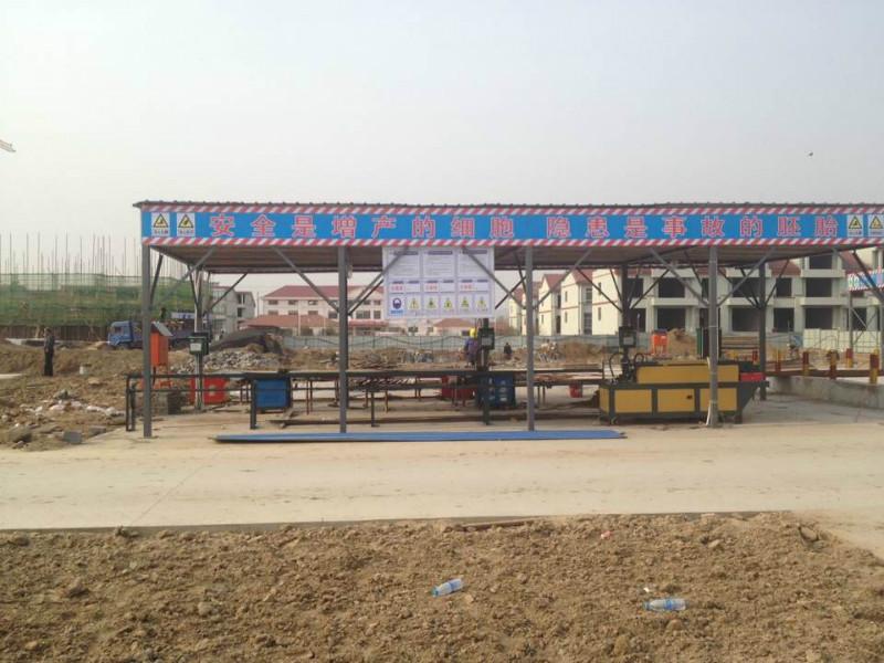 青島青建鋼筋防護(hù)棚加工圖片