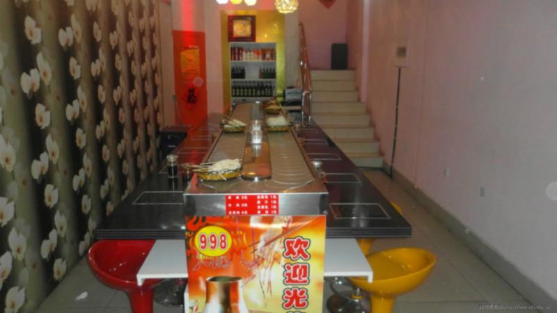 供應(yīng)廣州回轉(zhuǎn)火鍋設(shè)備廠家/廣州回轉(zhuǎn)火鍋設(shè)備制造商