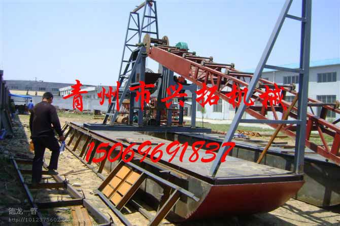 供應(yīng)挖沙船生產(chǎn)廠家挖沙船價格