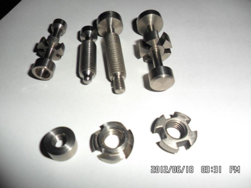 供應(yīng)鈦煙具螺絲titaniumnail