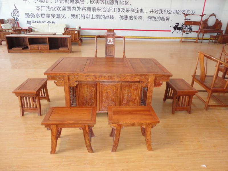 供應(yīng)2014新款紅木茶臺(tái)