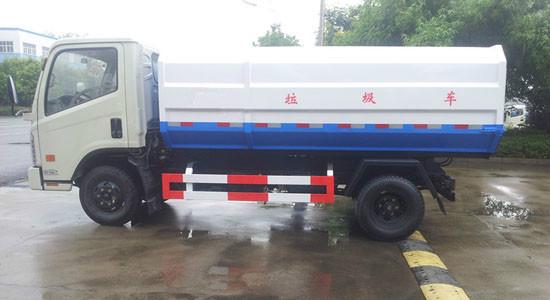 供應(yīng)福田掛桶式垃圾車