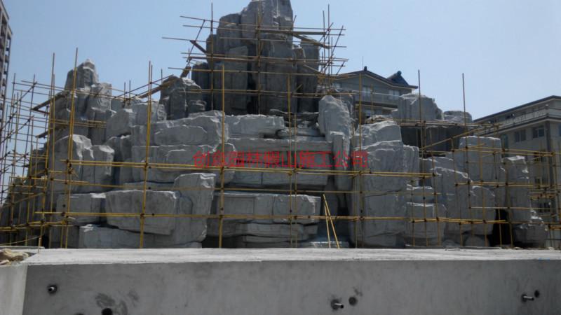 供應(yīng)園林塑石假山制作施工園林塑石假山制作工藝園林塑石假山制作價格