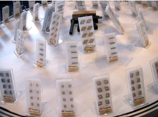 供應(yīng)CNMG160616-PM數(shù)控車(chē)*