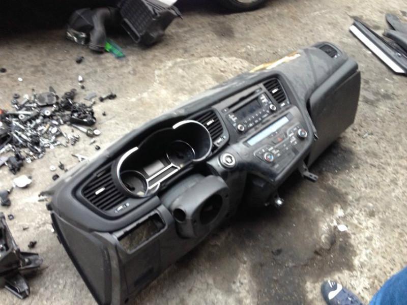 K5儀表臺(tái)拆車件/K5全車件圖片