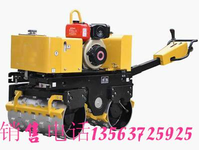 全液壓轉(zhuǎn)向手扶壓路機(jī)極速轉(zhuǎn)向壓路圖片