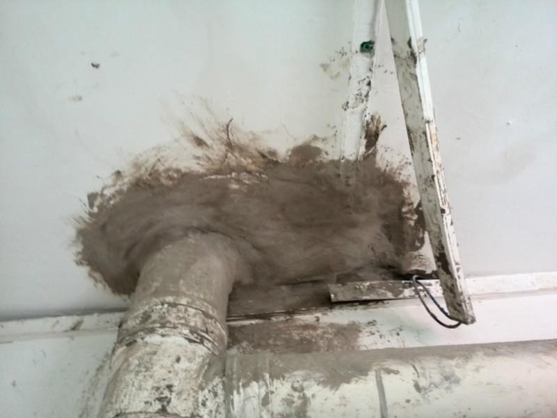 供應(yīng)河源天面漏水堵漏天面漏水補(bǔ)漏