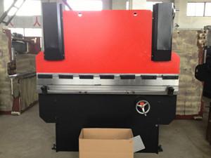 供應(yīng)30T/1600液壓數(shù)顯折彎機 優(yōu)質(zhì)小型折彎機 安徽折彎機