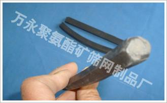 供應(yīng)橡膠壓條 黑色壓條 高頻電磁振動篩壓條 壓復(fù)合網(wǎng)的橡膠壓條