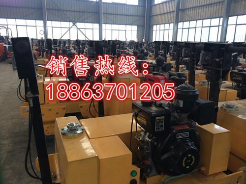 振動(dòng)壓路機(jī)圖片/振動(dòng)壓路機(jī)樣板圖 (3)