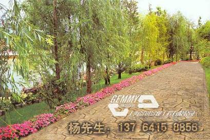 圖木舒克彩色壓膜地坪 壓印藝術(shù)地坪 新疆