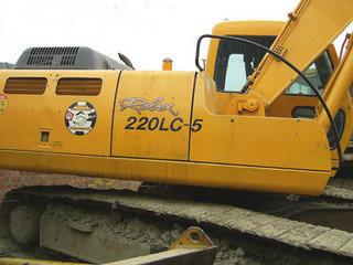 供應(yīng)云南文山現(xiàn)代挖掘機維修站