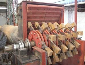 山東山礦破碎機設備配件圖片