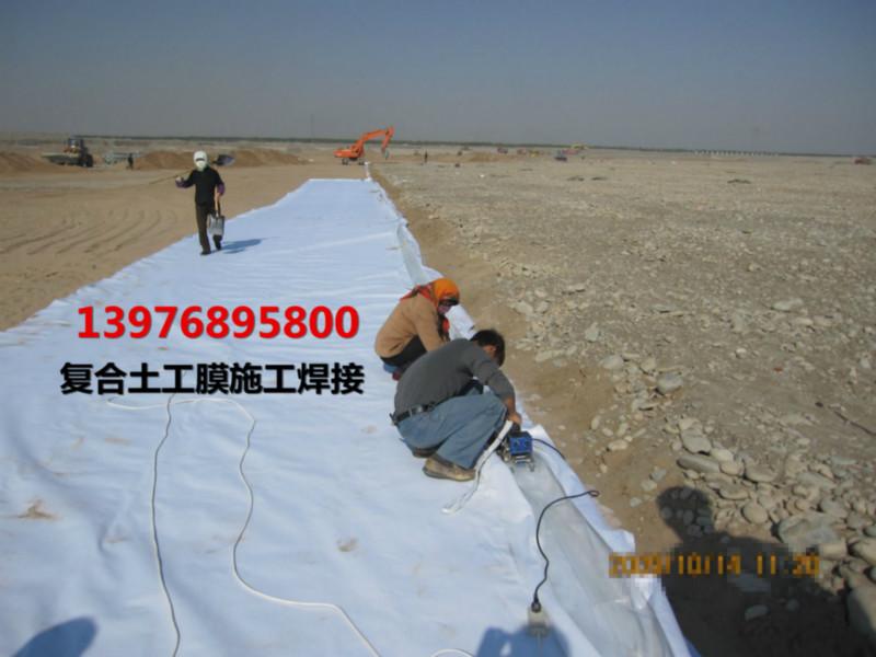 供應(yīng)海南兩布一膜土工布廠家批發(fā)，海南復(fù)合土工膜報(bào)價(jià)