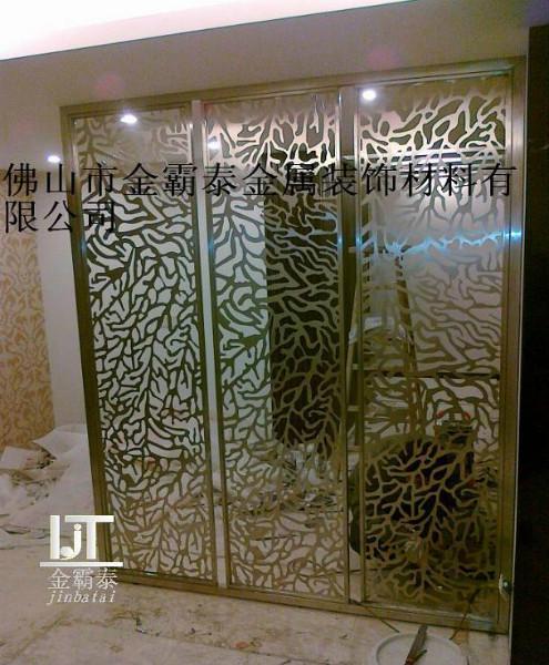 佛山不銹鋼鏤空隔斷價(jià)格2.0厚花格屏風(fēng)