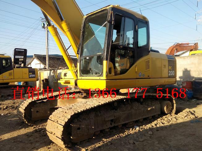 供應(yīng)小松200-7二手挖掘機(jī)