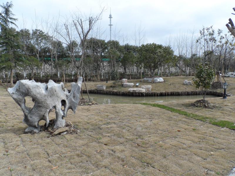 供應(yīng)上海太湖石假山設(shè)計，上海太湖石假山制作，上海太湖石假山雕塑