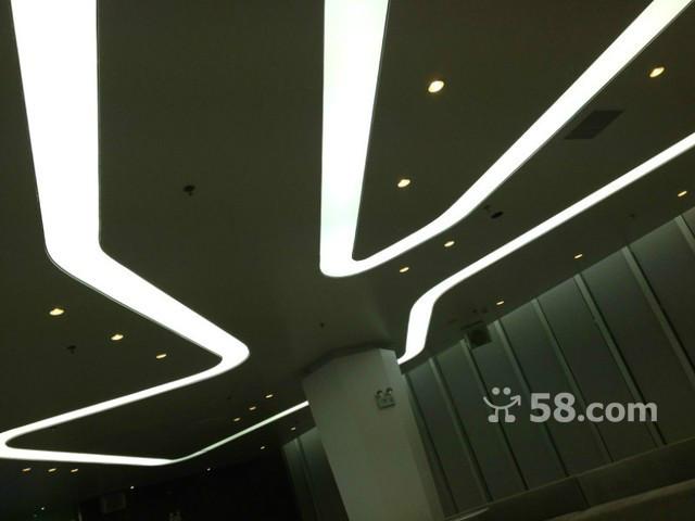 供應(yīng)鎮(zhèn)江軟膜天花鎮(zhèn)江噴繪膜鎮(zhèn)江透光膜鎮(zhèn)江燈箱膜