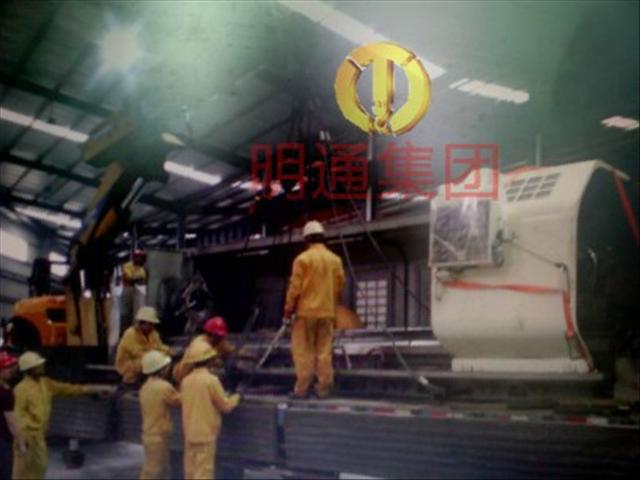 供應重慶工廠折彎機臥式加工中心熱處理等設備裝卸車移位掏柜服務