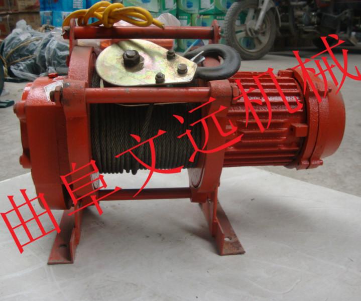 供應(yīng)濟(jì)寧半噸電動(dòng)三相提升機(jī)  三相提升機(jī)價(jià)格
