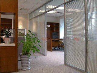 供應(yīng)上海浦東定做辦公隔斷//玻璃隔斷