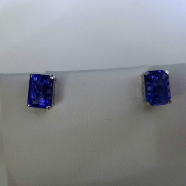 供應(yīng)天然八角長方坦桑石鑲嵌坦桑石耳釘