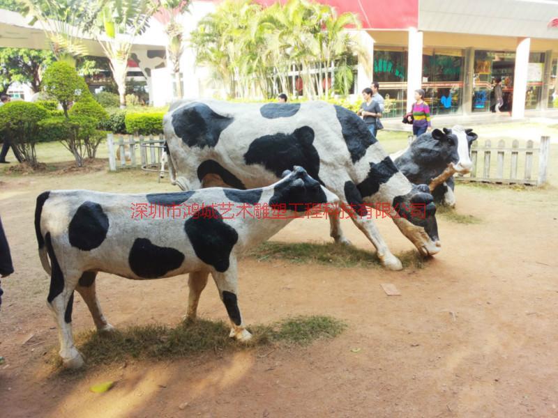 供應(yīng)動物雕塑玻璃鋼奶牛/仿真奶牛雕塑/彩繪奶牛雕塑