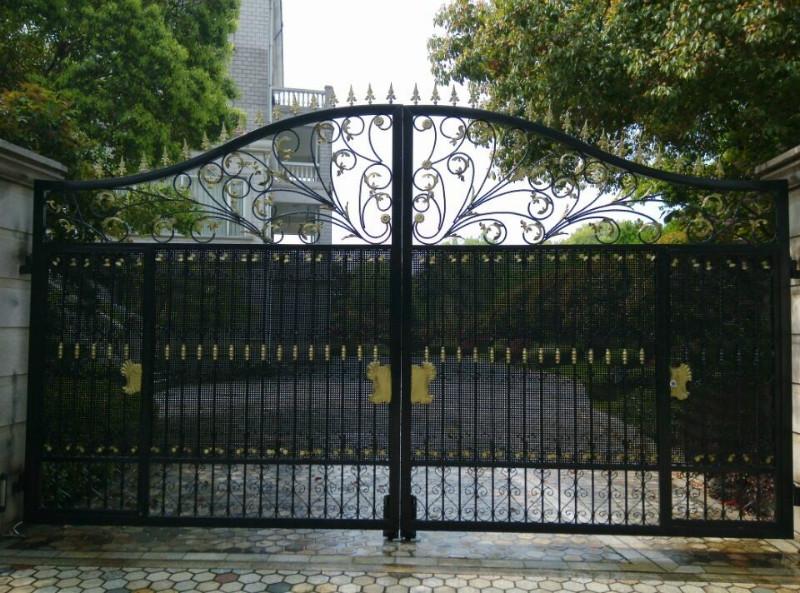 供應(yīng)莊園鐵藝大門，莊園鐵藝大門廠家，莊園鐵藝大門報價