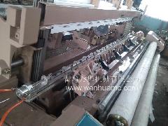 WH噴氣織機(jī)的引緯系統(tǒng)圖片