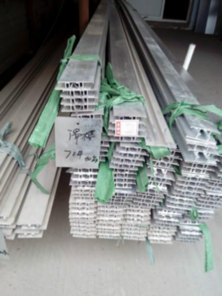 供應(yīng)用于反光標(biāo)牌的鋁板，滑道，鋁板廠家，鋁板批發(fā)，滑道廠家，滑槽，滑槽廠家，