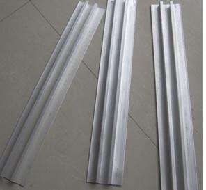 供應(yīng)用于反光標(biāo)牌的鋁板，滑道，鋁板廠家，鋁板批發(fā)，滑道廠家，滑槽，滑槽廠家，