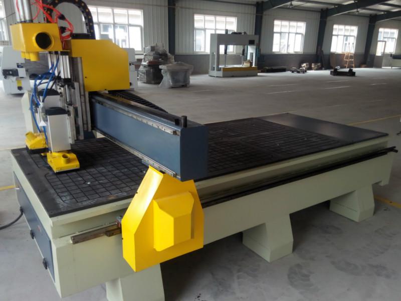 西藏品牌木門雕花機(jī)圖片