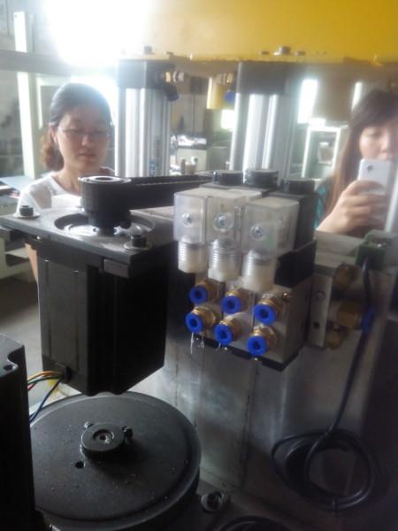 供應鏤空雕刻機5.5kw大功率風冷主軸臺灣方軌