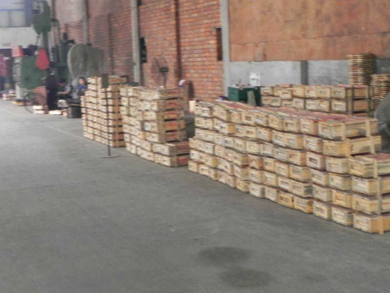 供應(yīng)氣鎬開(kāi)山氣鎬風(fēng)鎬各種型號(hào)風(fēng)鎬