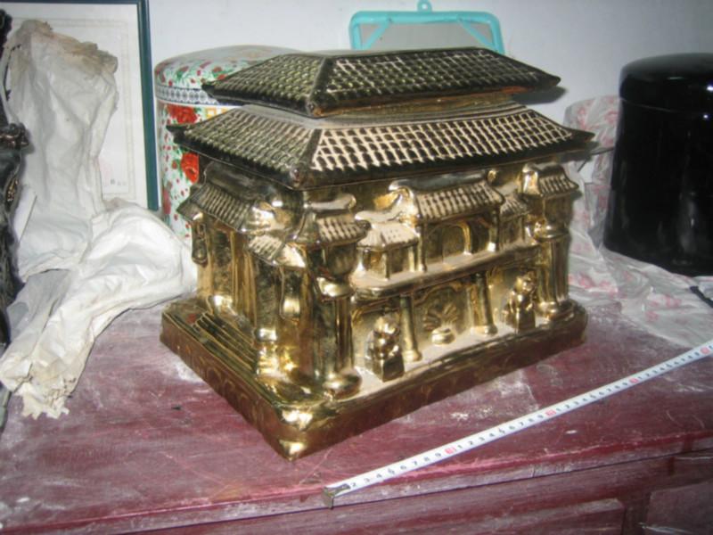 供應(yīng)陶瓷骨灰盒定做價格