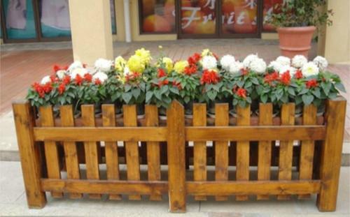 供應臺州市防腐木花箱大量批發(fā)，防腐木花箱訂做