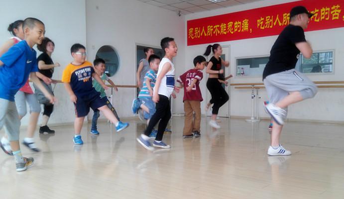 供應(yīng)帥氣的芭蕾男孩